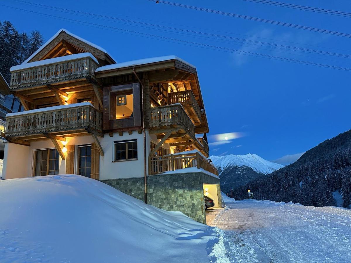 Samnaun, Chaletdmot Exterior foto